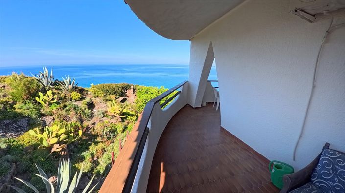 Image No.28-7 Bed House for sale