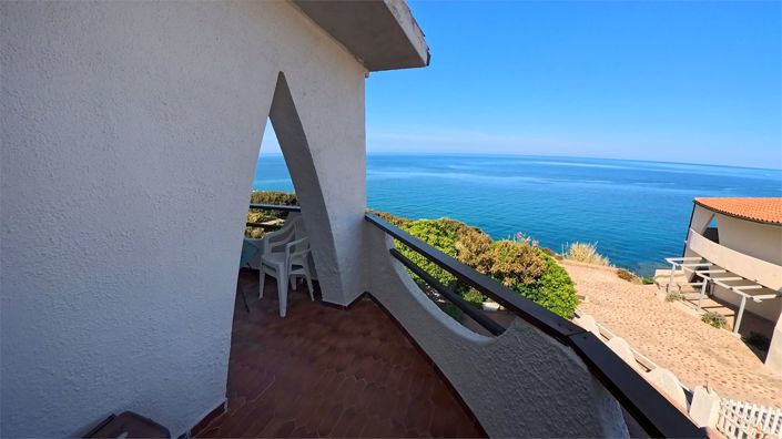 Image No.30-7 Bed House for sale