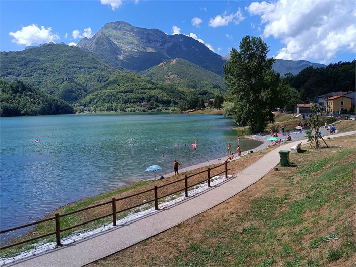 Image No.28-2 Bed House for sale