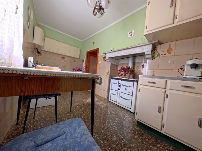 Image No.7-2 Bed House for sale