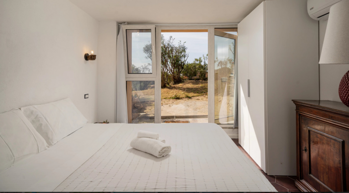 Image No.13-5 Bed House for sale