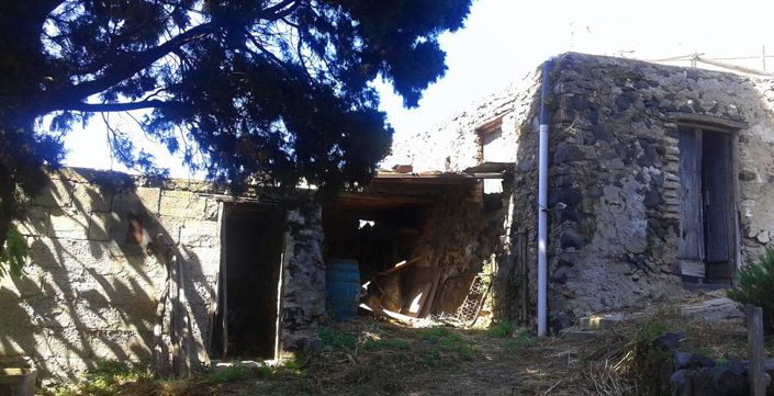 Image No.17-4 Bed Country House for sale