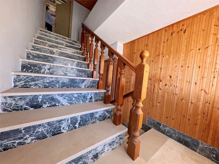 Image No.18-3 Bed House for sale