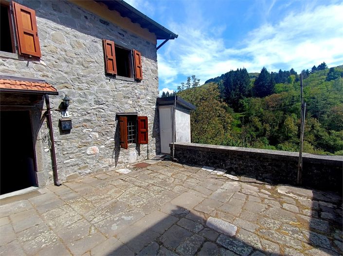 Image No.13-2 Bed House for sale