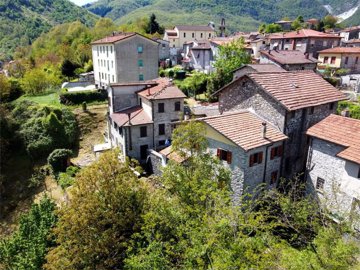 vendita-propriet-semi-indipendente-lucca-rif-