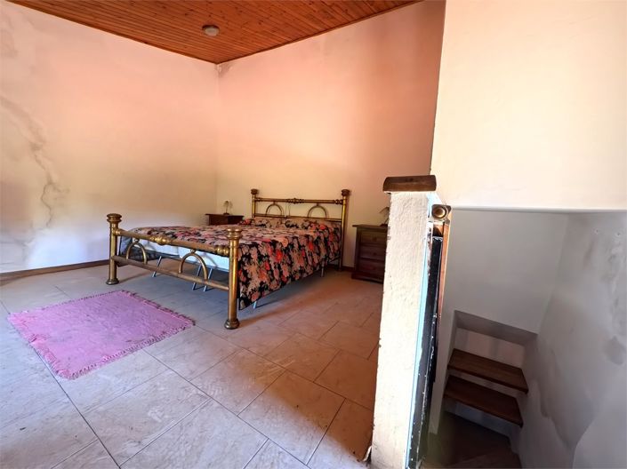 Image No.16-Maison de campagne de 2 chambres à vendre à Minucciano