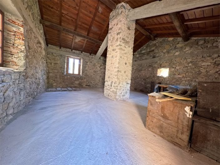 Image No.27-Maison de campagne de 2 chambres à vendre à Minucciano