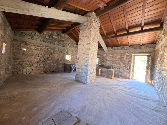 Image No.28-Maison de campagne de 2 chambres à vendre à Minucciano