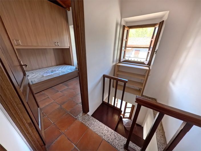 Image No.17-2 Bed House for sale