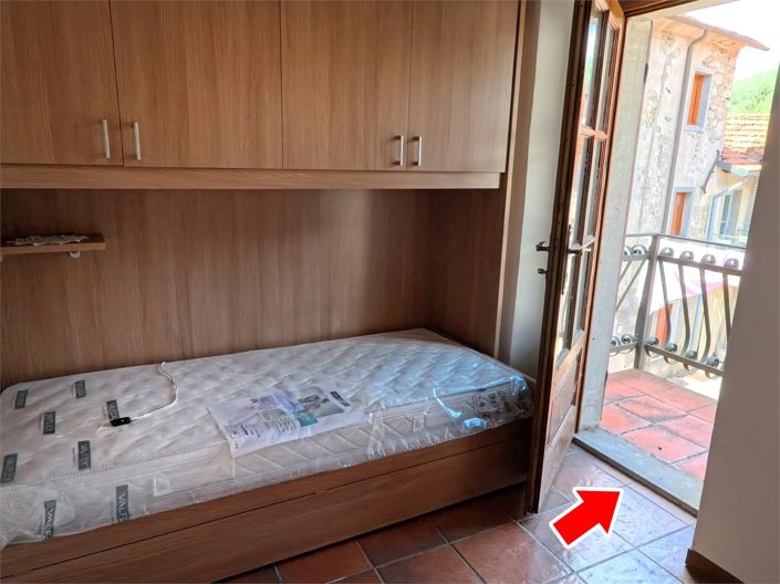 Image No.21-2 Bed House for sale