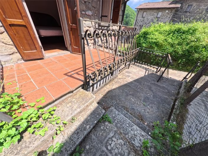 Image No.29-2 Bed House for sale