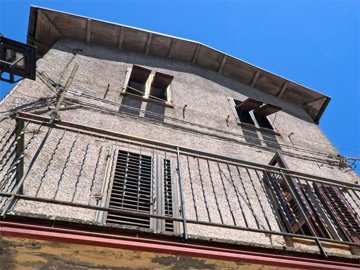 vendita-propriet-semi-indipendente-lucca-rif-