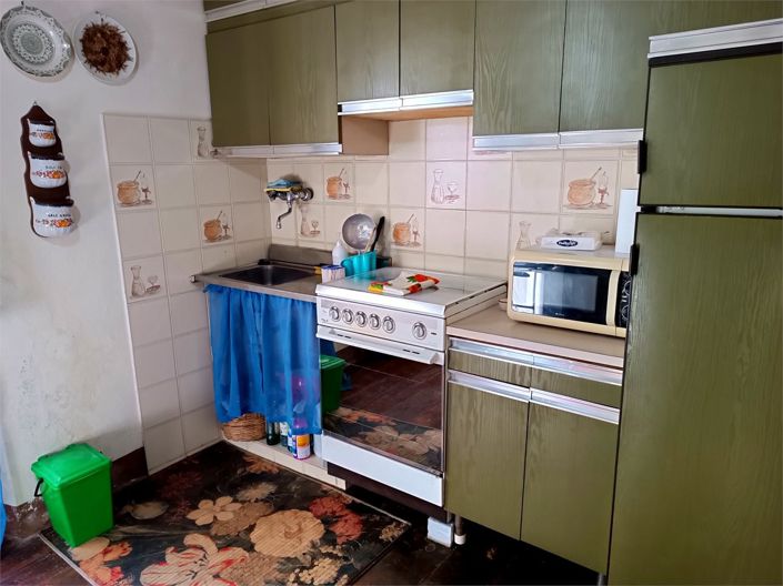 Image No.21-4 Bed House for sale