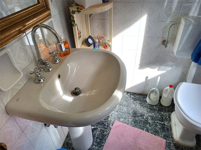 Image No.23-4 Bed House for sale