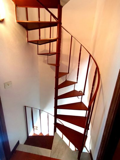Image No.17-3 Bed House for sale