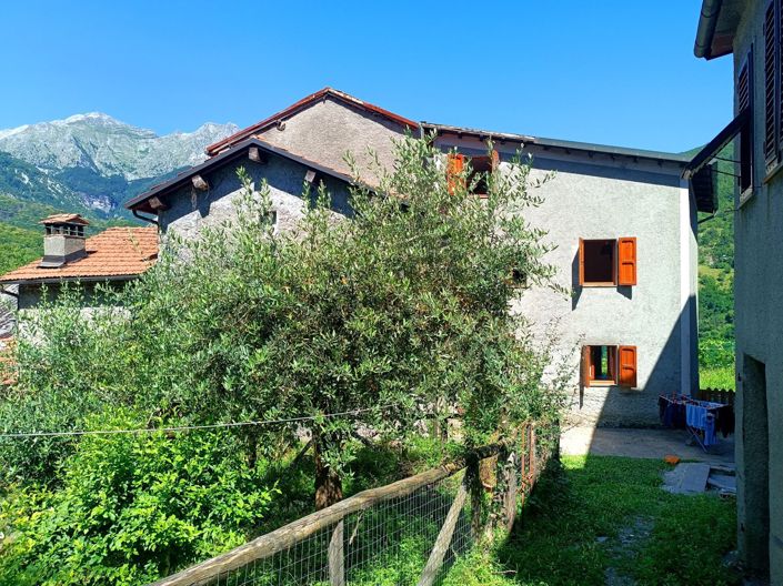 Image No.2-3 Bed House for sale