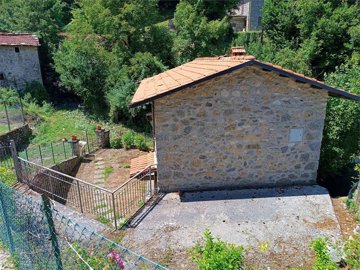 vendita-propriet-indipendente-lucca-rif-grf-1