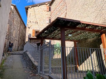 vendita-casa-di-paese-lucca-rif-vgl-1963-la-c