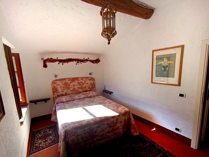 Image No.22-3 Bed House for sale