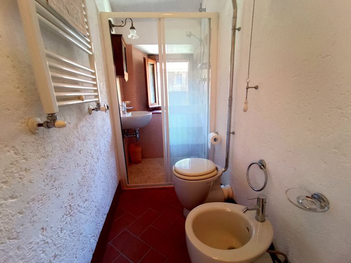 Image No.23-3 Bed House for sale