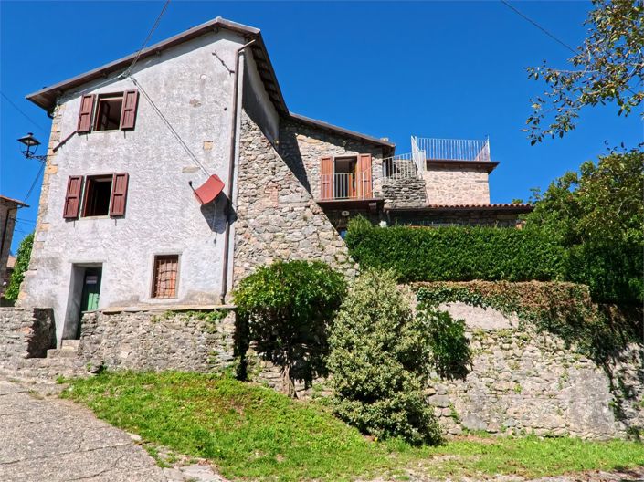 Image No.9-3 Bed House for sale