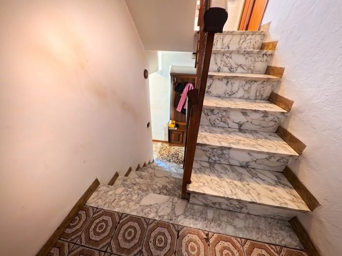 Image No.14-5 Bed House for sale