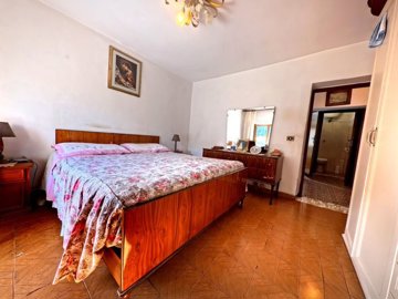 vendita-propriet-semi-indipendente-lucca-rif-