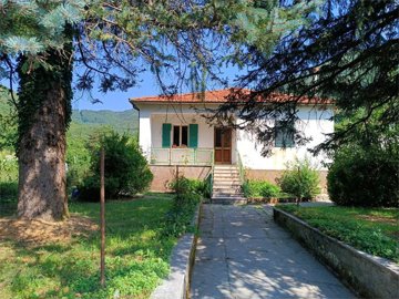vendita-propriet-indipendente-lucca-rif-grf-1