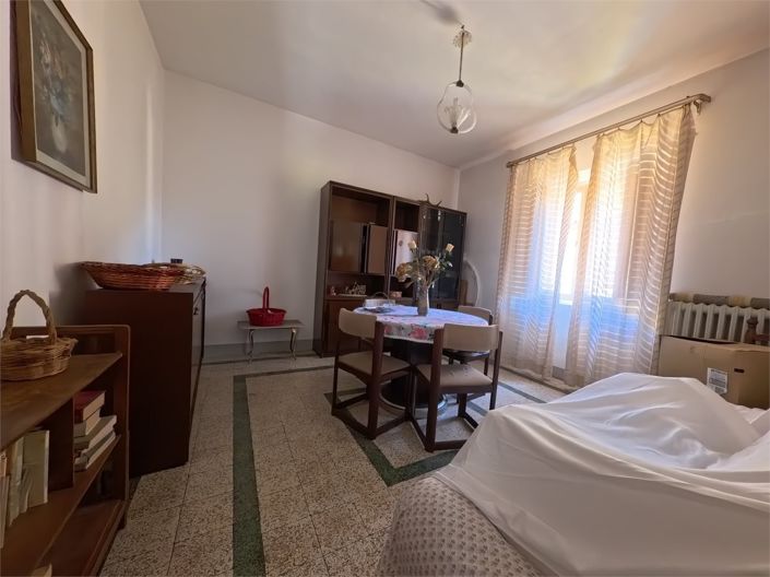 Image No.11-4 Bed House for sale