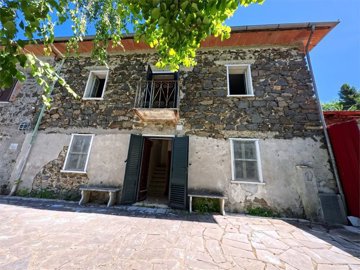 vendita-propriet-semi-indipendente-lucca-rif-