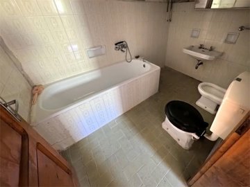 vendita-propriet-semi-indipendente-lucca-rif-