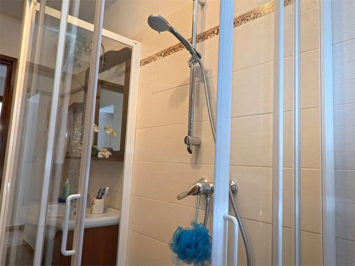 Image No.20-3 Bed Apartment for sale