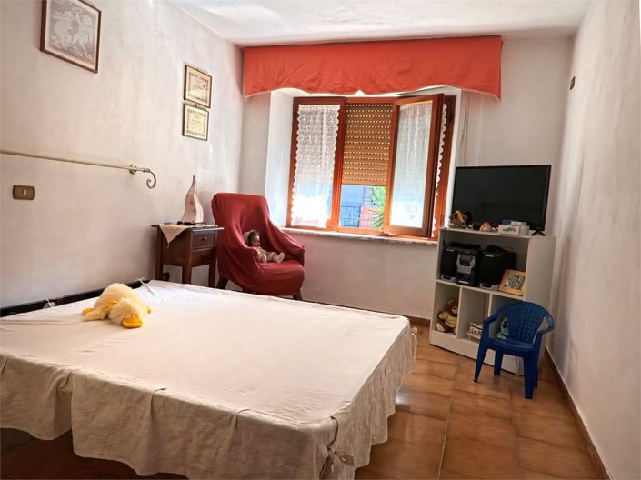 Image No.22-3 Bed Apartment for sale
