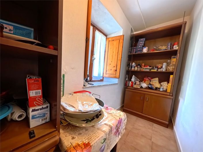 Image No.24-3 Bed Apartment for sale
