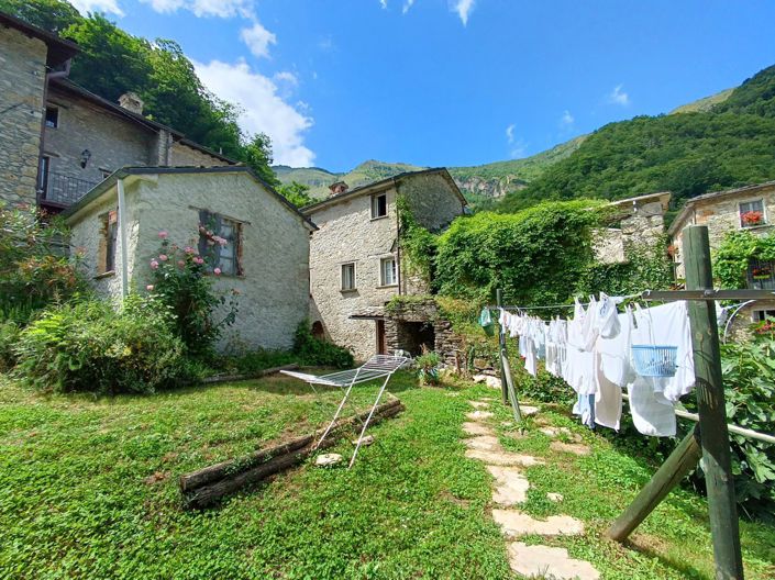 Image No.5-2 Bed House for sale