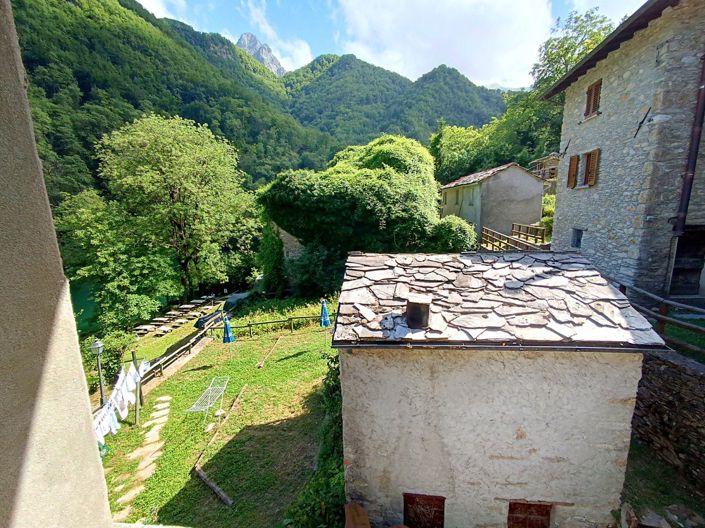 Image No.7-2 Bed House for sale