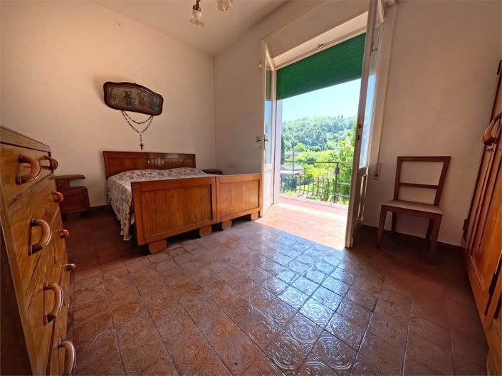 Image No.25-6 Bed Country House for sale