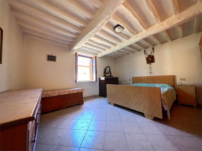 Image No.28-6 Bed Country House for sale