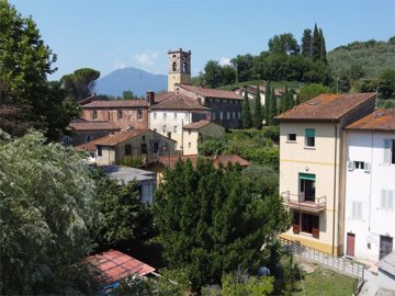 vendita-gruppo-di-fabbricati-lucca-rif-ver-20