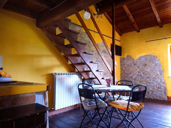 Image No.24-6 Bed Country House for sale