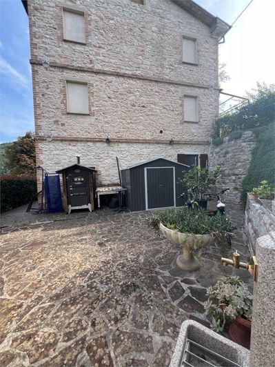 Image No.12-3 Bed House for sale