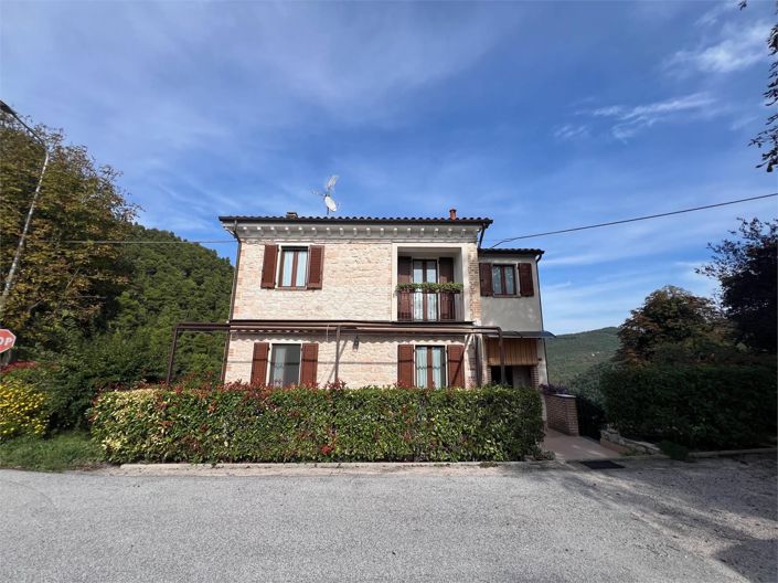 Image No.13-3 Bed House for sale