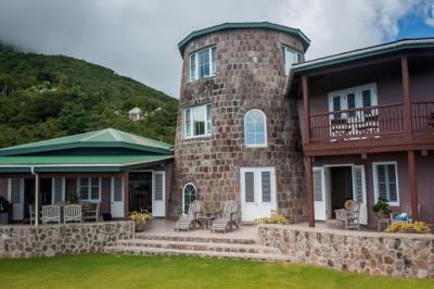 Propriété de pays de 4 chambres à vendre à Gingerland