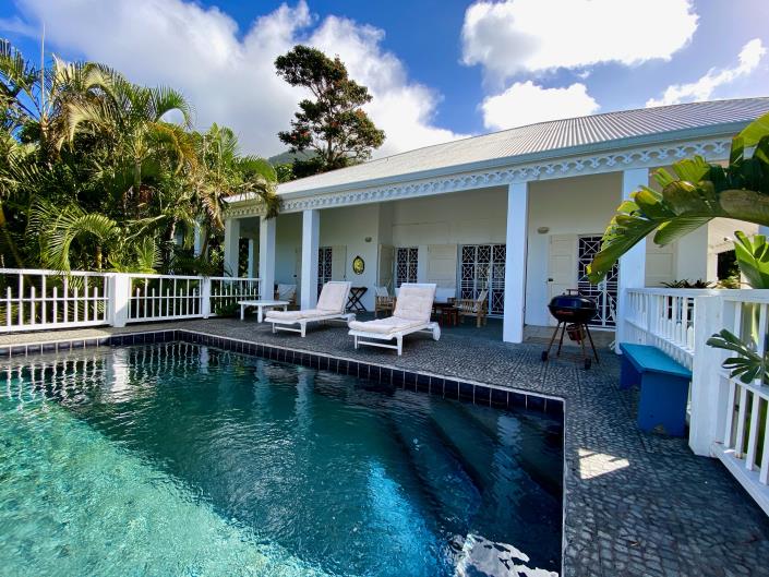 Image No.1-3 Bed Villa / Detached for sale