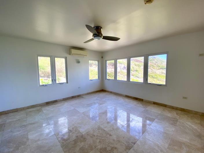 Image No.22-5 Bed Villa / Detached for sale