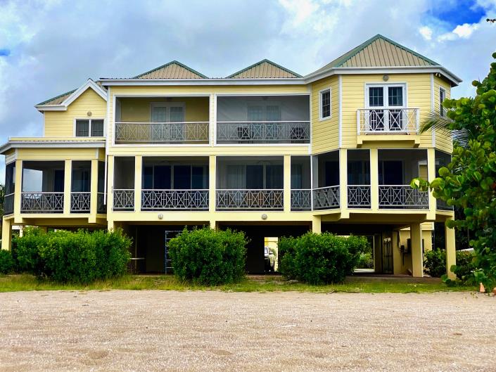 Image No.23-2 Bed Townhouse for sale