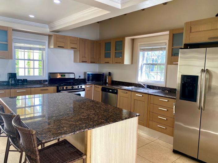 Image No.9-2 Bed Townhouse for sale