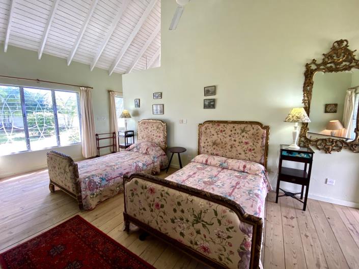 Image No.18-4 Bed Country House for sale