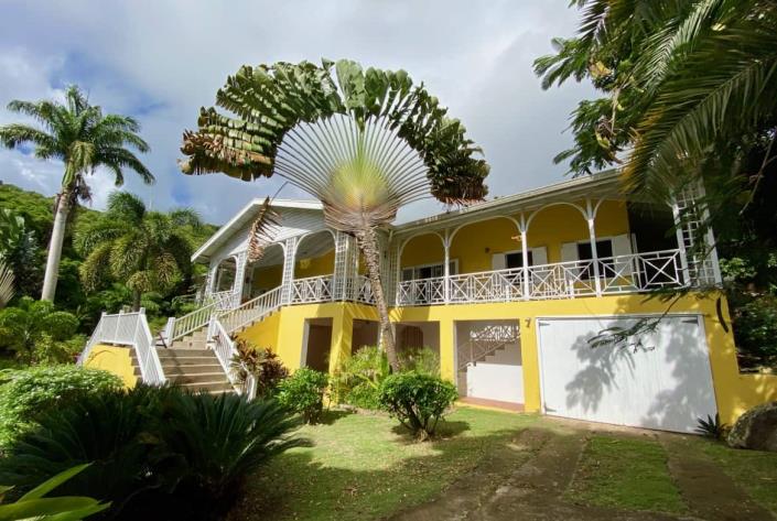 Image No.1-3 Bed Villa for sale