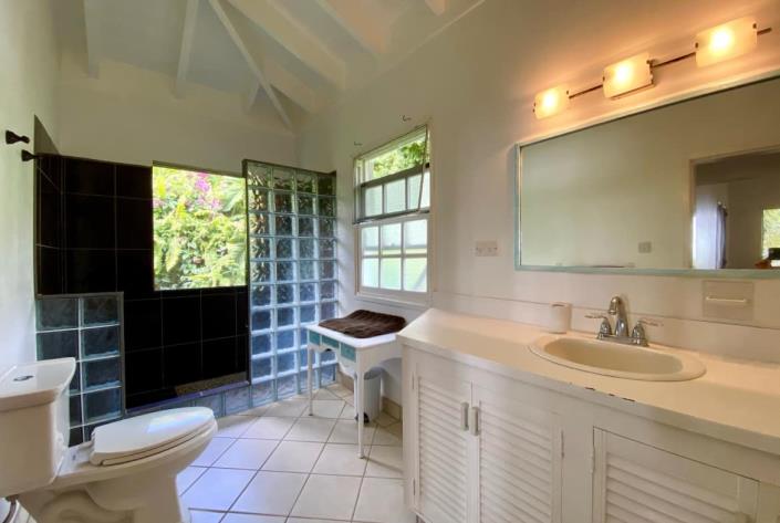 Image No.9-3 Bed Villa for sale